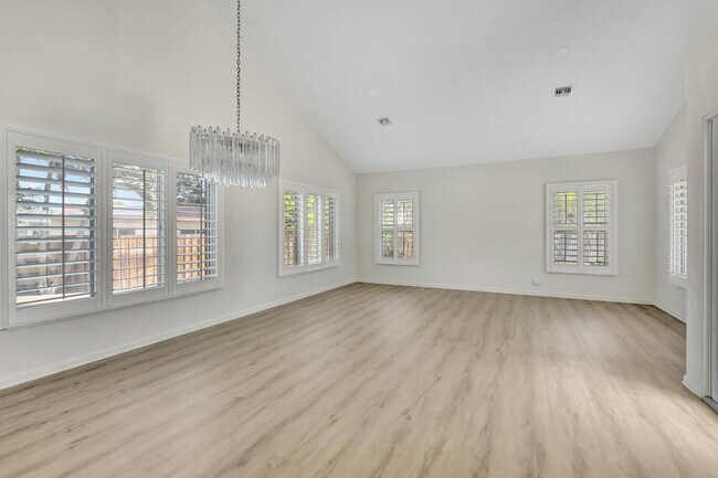 Photo - 4517 NW 5th Ave