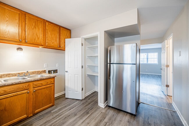 Cardinal Village Apartments