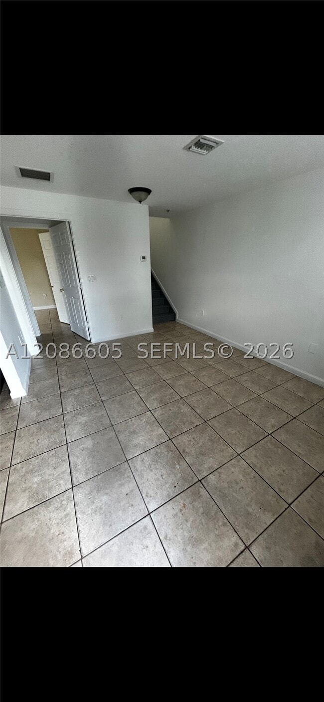 50 NW 166th St