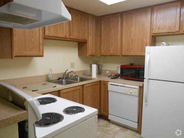 Building Photo - 1450 Melrose Ave Unit 42 Rental