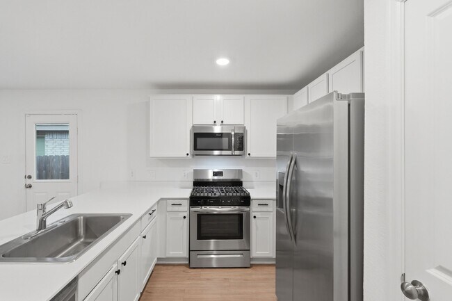 Photo - 235 River Grv Ct
