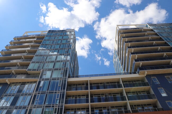 Photo - The HUB GEOWAVE