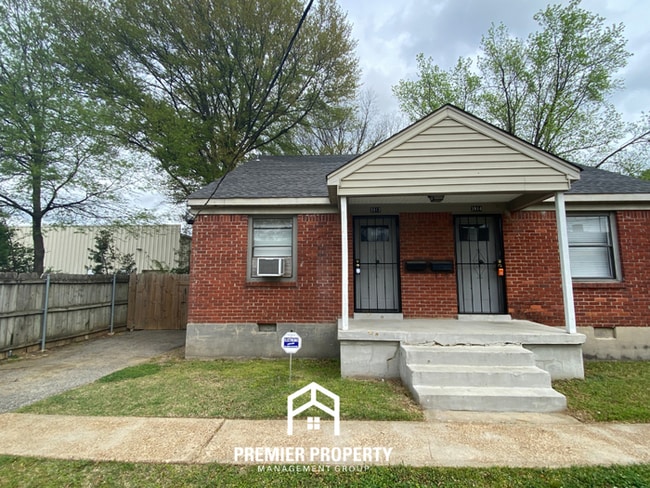 Building Photo - Charming 1BR/1BA Cottage in 38108 | Hardwood Floors & Private Fenced Yard