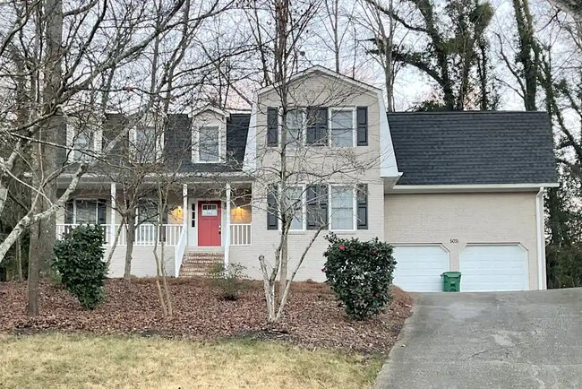 Building Photo - 5030 Golf Link Ct