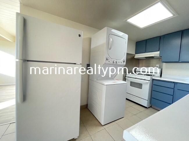 Photo - 240 Holly St Unit 11