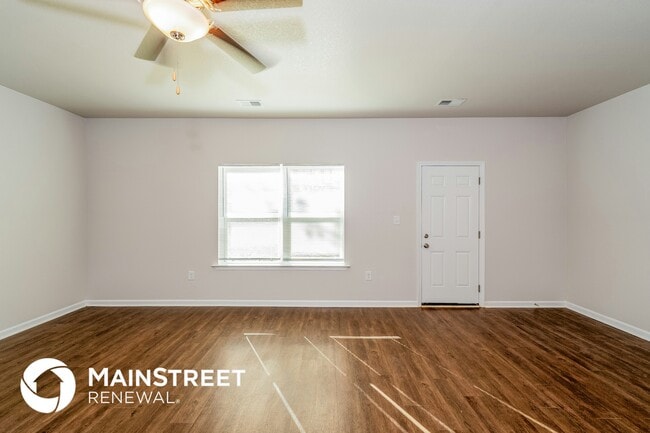 Photo - 145 Clover Ln