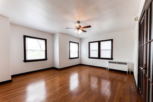 Photo - 335 E Broadway Unit 301
