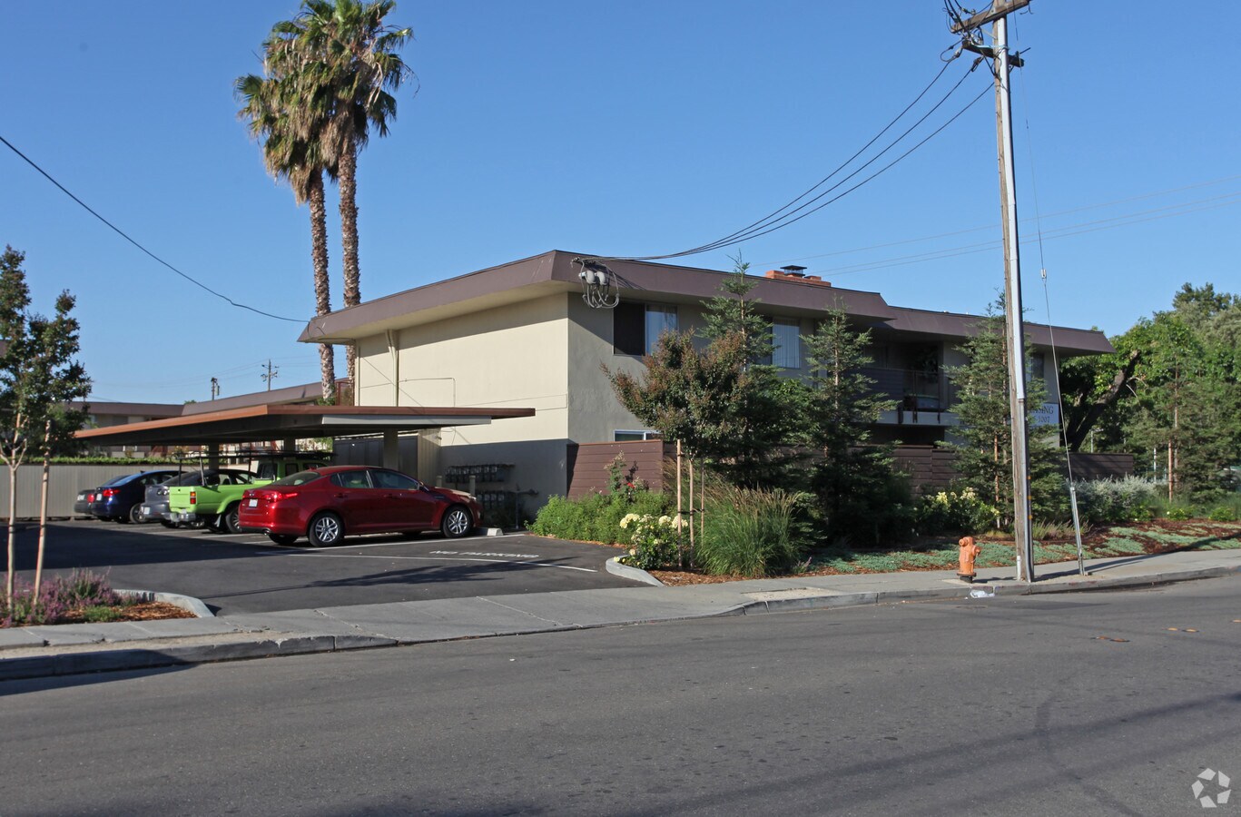 Courtyard Village Apartments - Courtyard Village Apartments