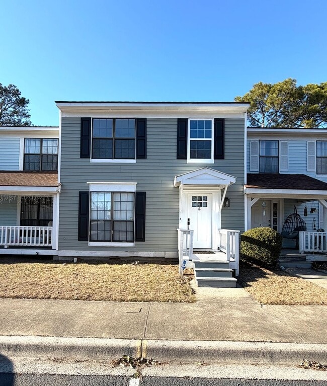 Building Photo - FOR RENT