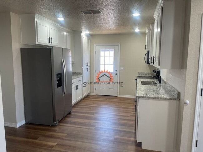 Photo - Brand New Duplex!