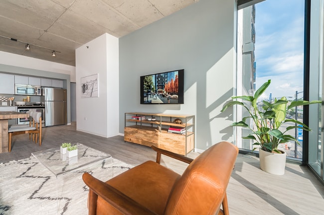 Building Photo - 2295 N Milwaukee Ave Rental