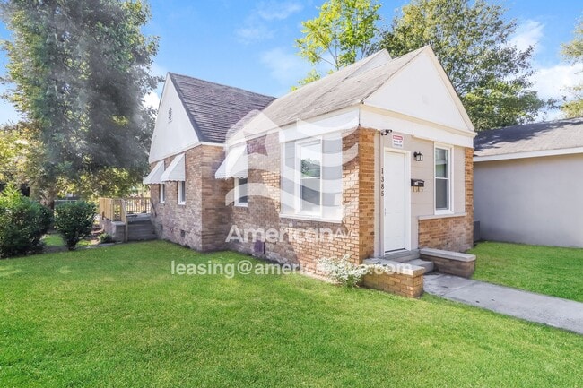 Photo - 1385 Patterson St