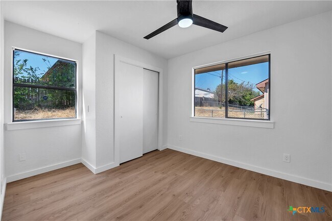 Photo - 2239 Hilltop Loop