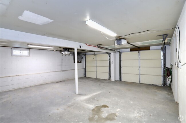 Building Photo - 728 John F. Kennedy Blvd Unit 1 Rental