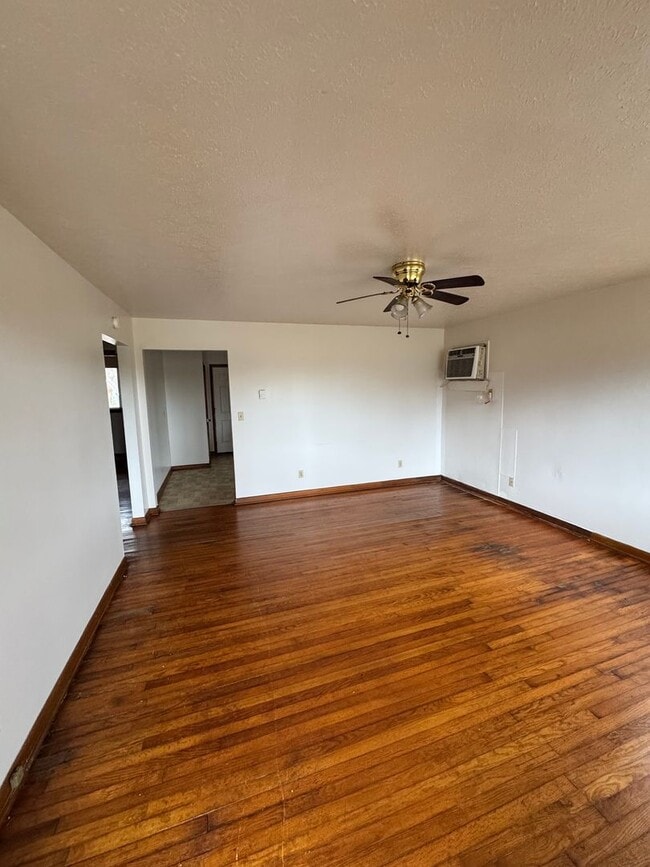 Photo - 2/1 outside city limits of Shelby, NC