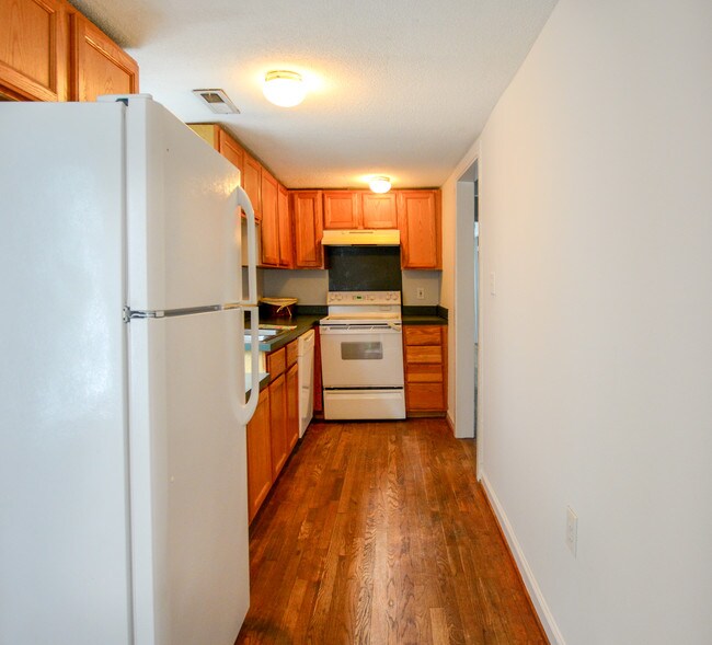 Photo - Downtown Charleston Duplex! Unit B