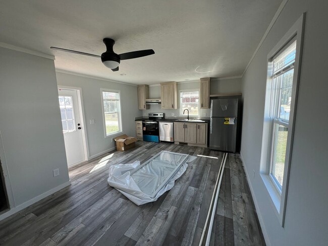 Photo - 1 Bedroom 1 Bath Mobile Home For Rent