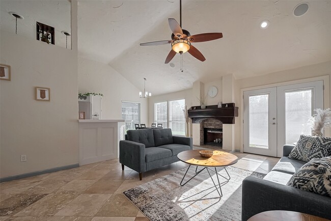 Photo - 30411 Arborg Dr