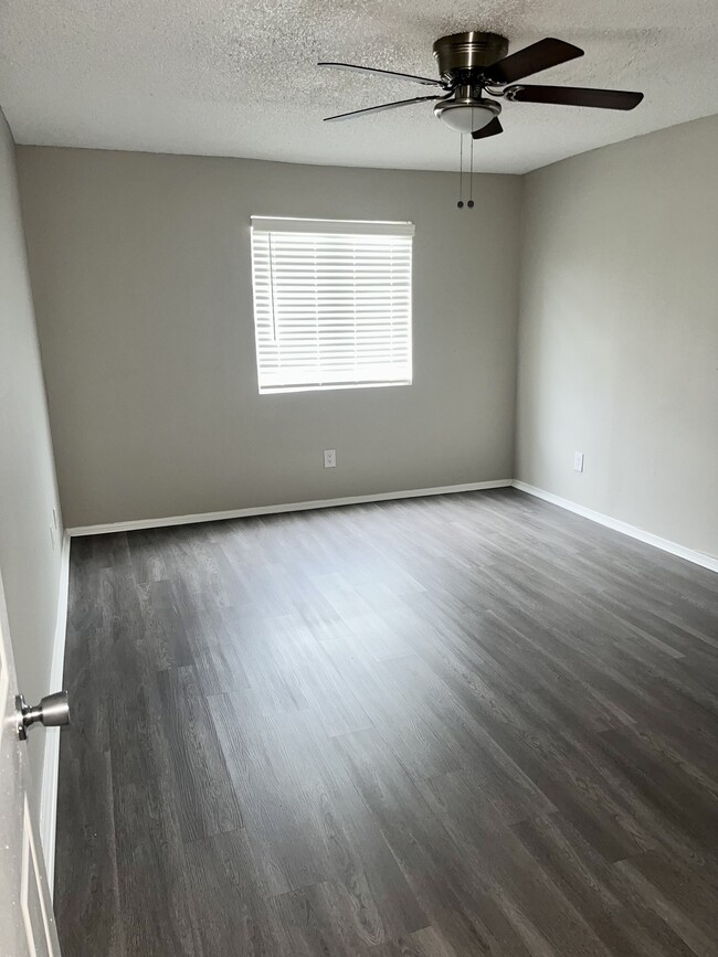 Biloxi Shores Apartments