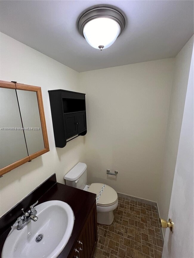 Photo - 17170 SW 94th Ave Unit 806