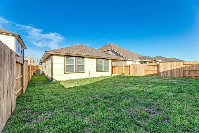 7214 Toluca Dr