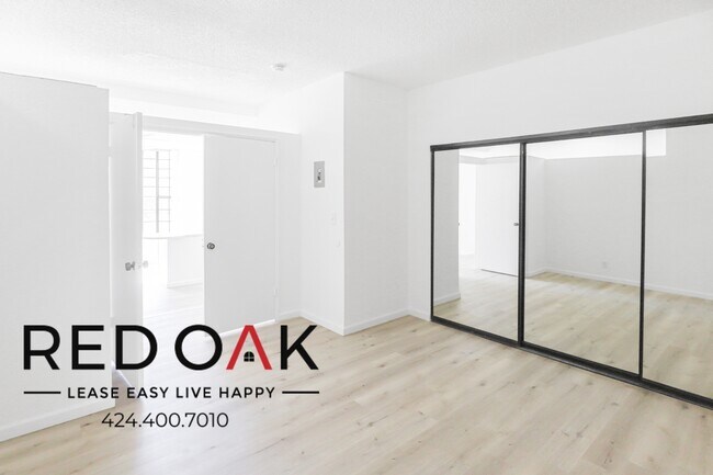 Photo - ~LOW DEPOSIT!~ Sun Drenched One Bedroom wi... Unit 101