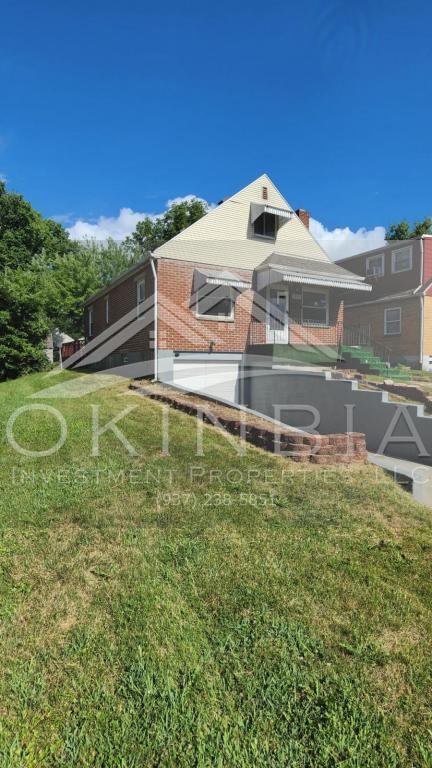 Photo - 1520 Shaftesbury Rd