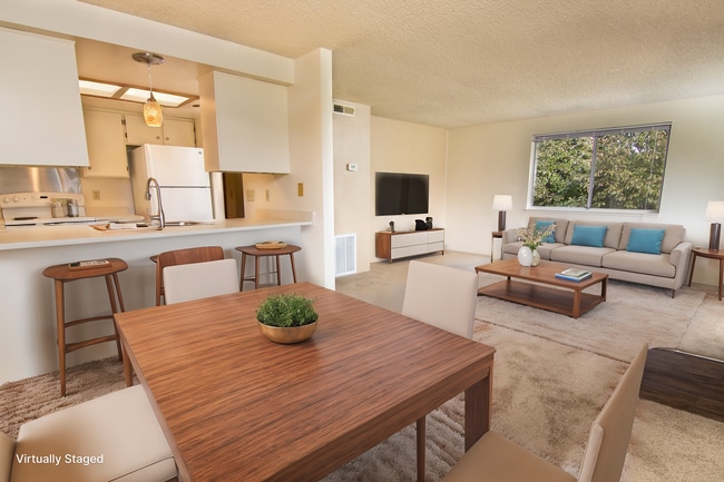 Photo - Poplar Village