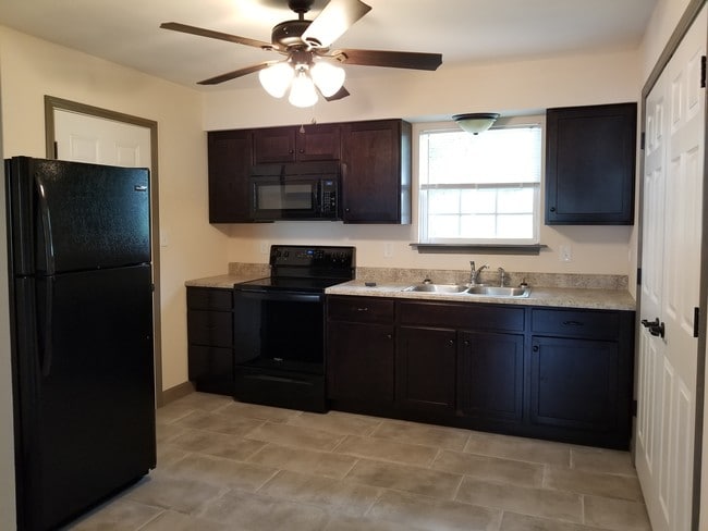 Photo - 434 Eagles Way Unidad B