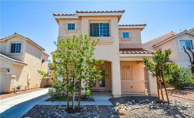 Building Photo - Beautiful Southwest home in a gated commun...