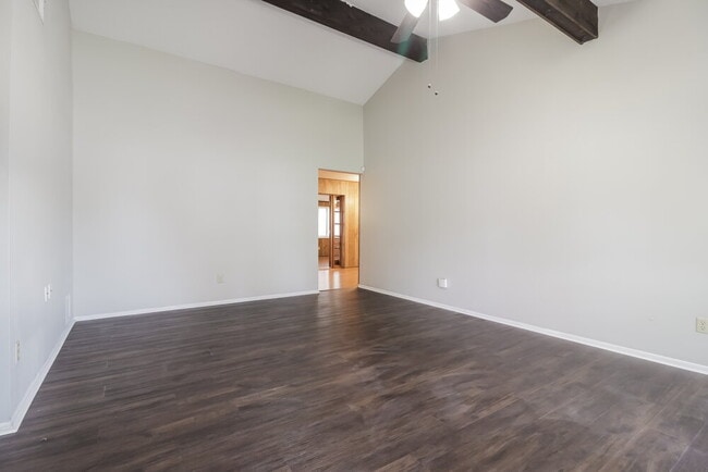 Photo - 123 Hidalgo Ave