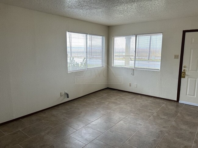 Photo - 2409 Shoemaker Dr