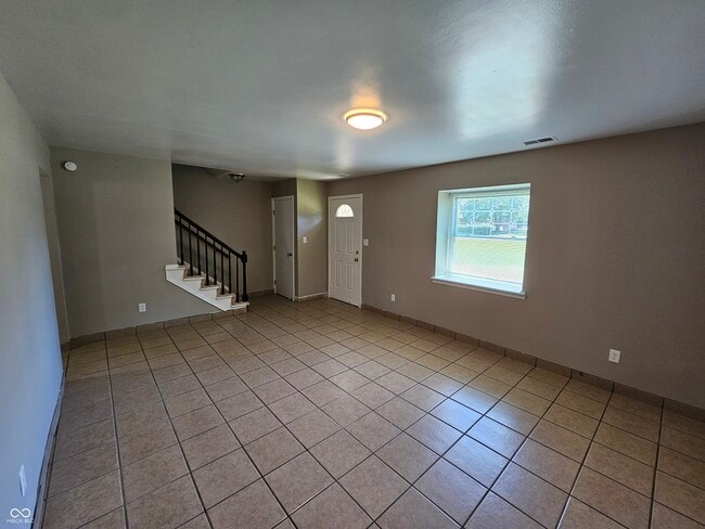 Photo - 6312 Commons Dr