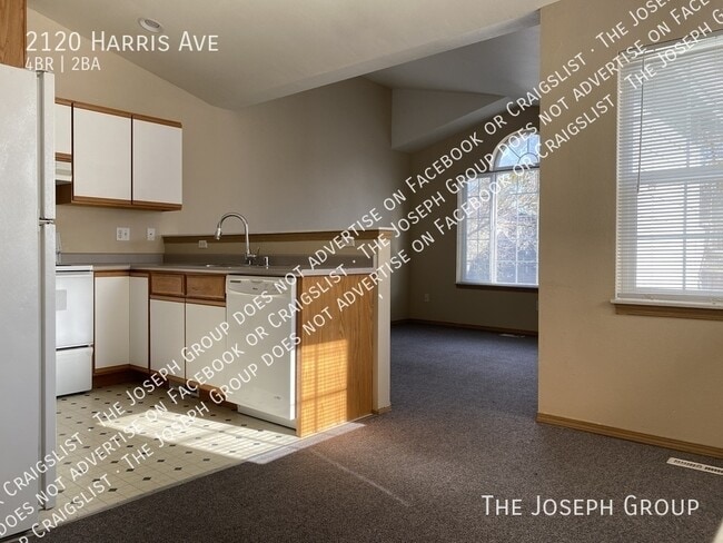 Photo - 2120 Harris Ave