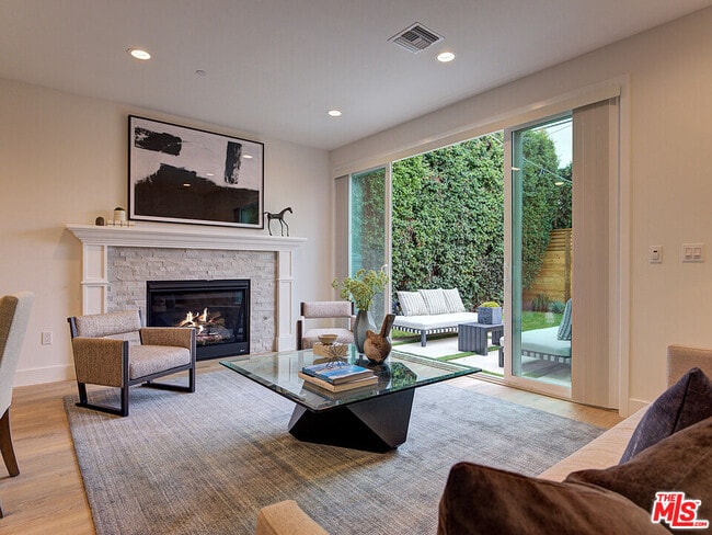 Photo - 1419 S Sierra Bonita Ave