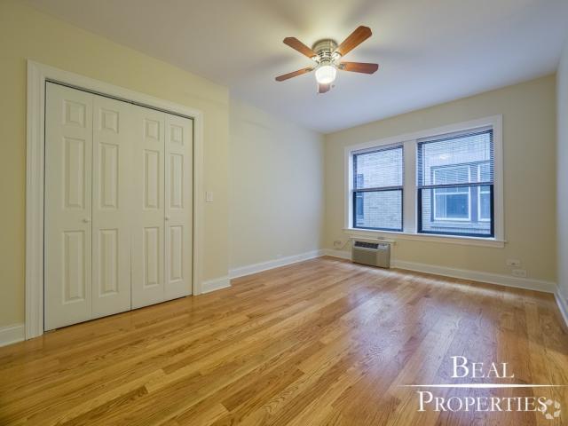 Building Photo - 0 bedroom in CHICAGO IL 60657 Unit 303 Rental