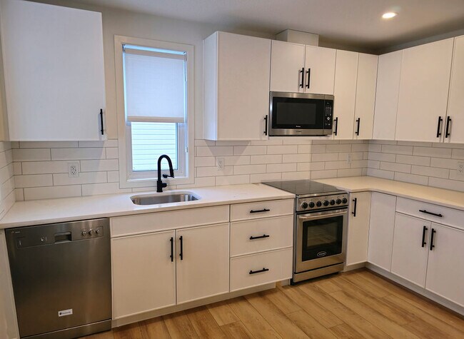 Photo - 12116-12143 43 St NW Unit 12116 BSMT