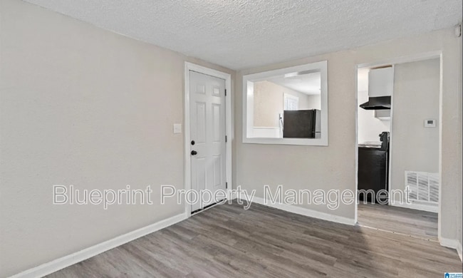 Photo - 3944 40th St N