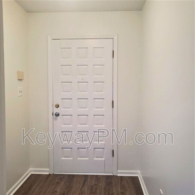 Photo - 4441 Shadowmoor Dr