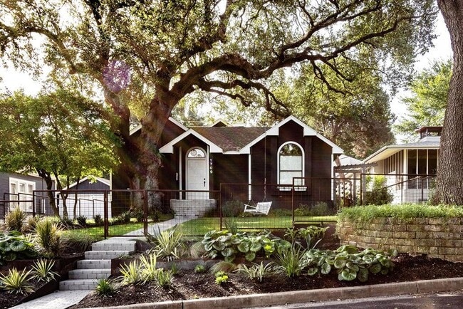 Photo - 1709 Alta Vista Ave