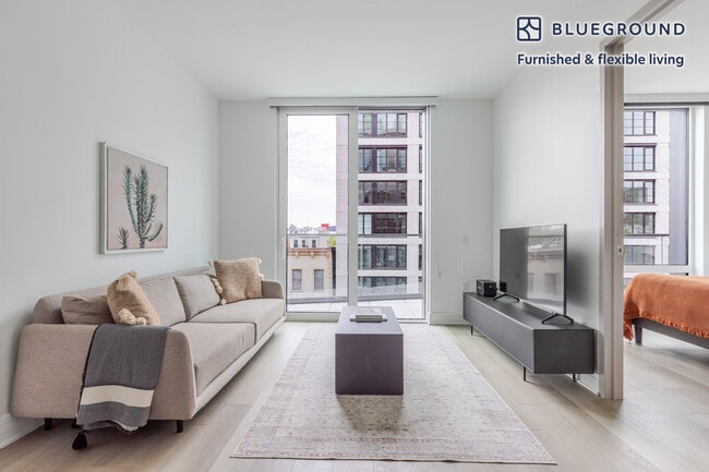 Photo - 240 3rd Ave Unidad FL4-ID1839