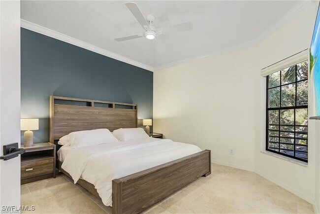 Photo - 27155 Oakwood Lake Dr Unit 201