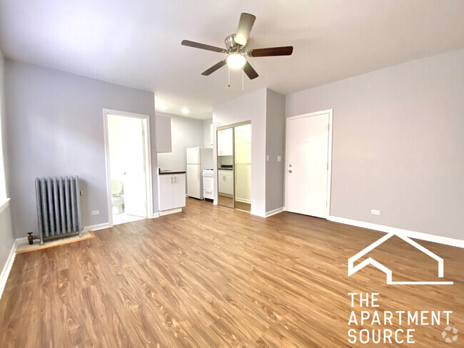 Building Photo - 4241 N Kenmore Ave Unit 204 Rental