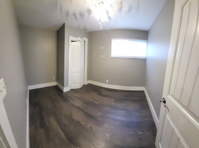 Photo - 215 N Jenkins St