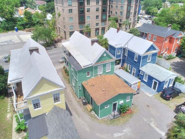 Photo - 199 Spring St Unit C (furnished studio)