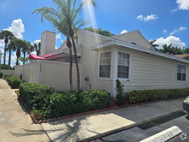 Building Photo - 3324 NW 101st Ave Rental