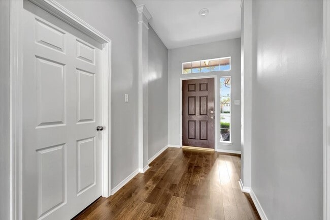 Photo - 3915 Summerfield Dr