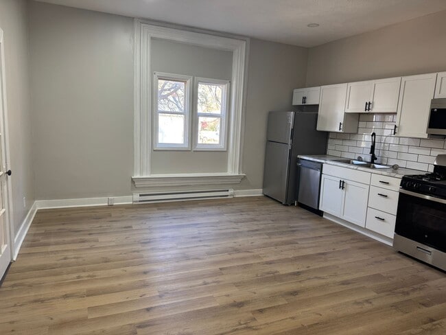 Photo - 500 S Douglas Ave