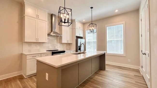 Photo - Chastain Park! 2 Bed-2 Bath Townhome, Available NOW!