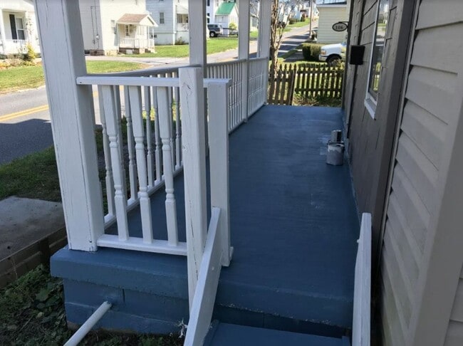 Photo - 106 Forest St